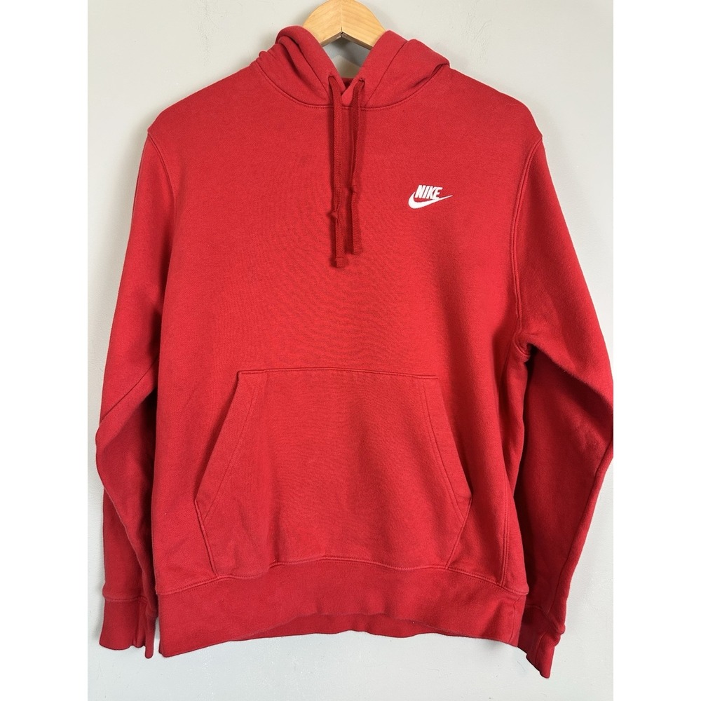 Nike Club Fleece Red Hoodie Men's Medium Pullover Embroidered Swoosh